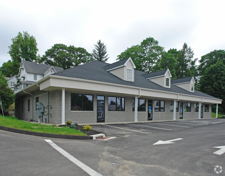 More Photos Of 146 Highland Ave, Waterbury Office For Lease