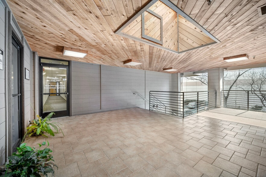 More Photos Of 1754 Technology Dr, San Jose Medical For Sale