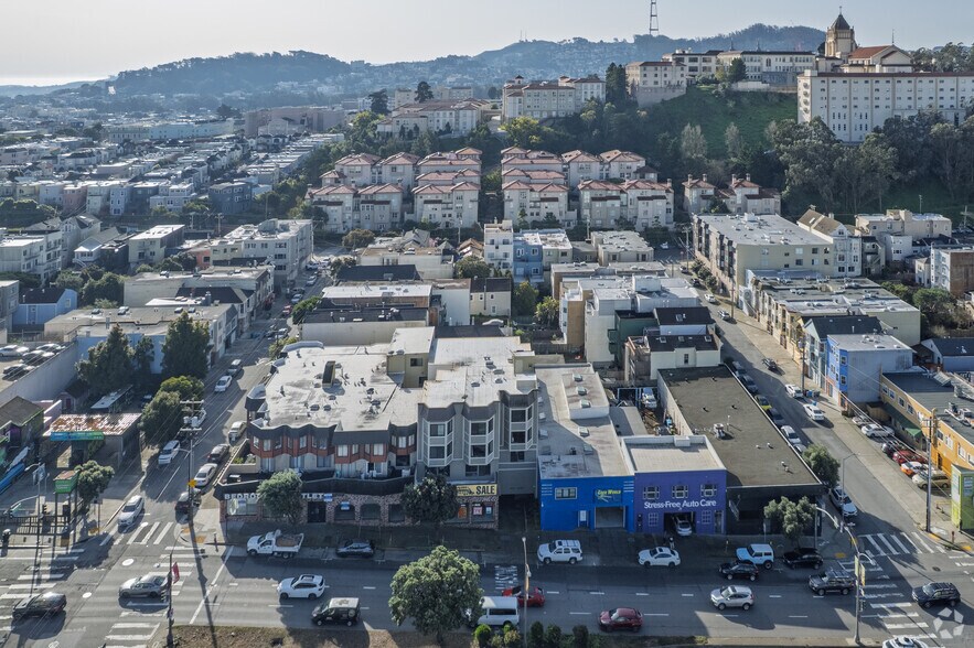 More Photos Of 2929 Geary Blvd, San Francisco Apartments For Sale