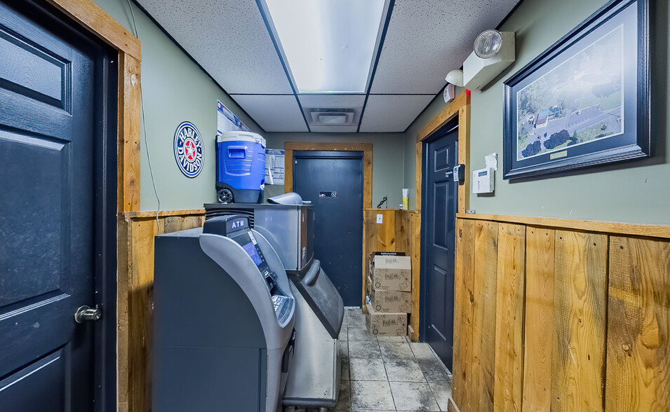 More Photos Of 1459 State Route 93, Berwick Bar For Sale