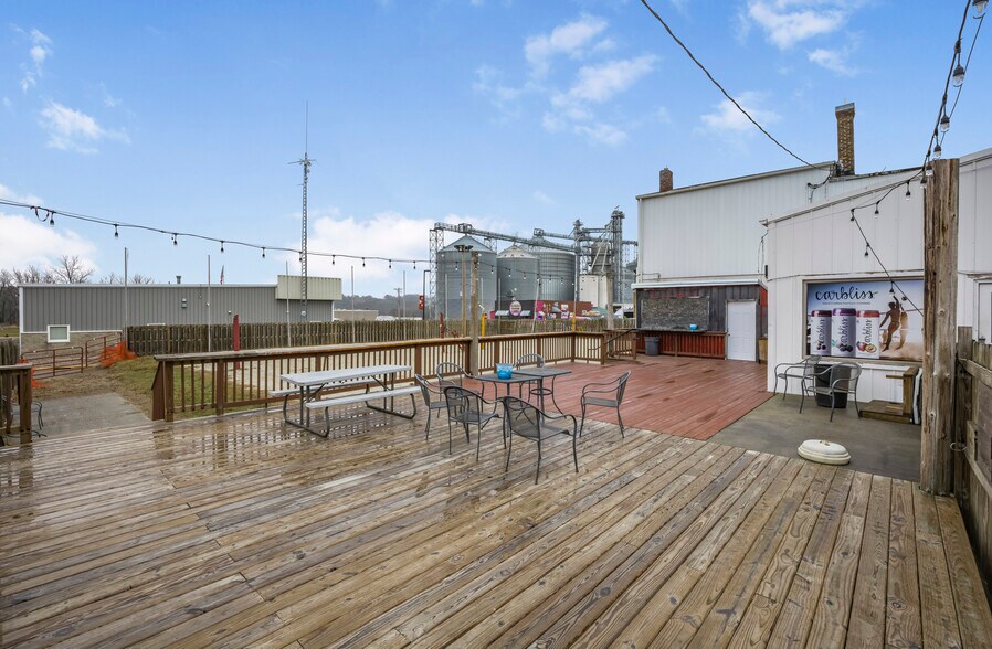 More Photos Of 104-112 Main St, Wanamingo General Retail For Sale