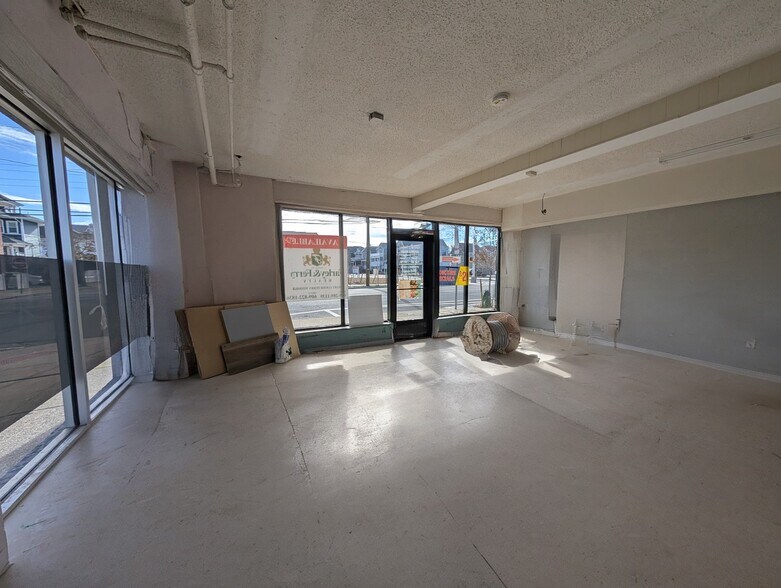 More Photos Of 5201 Ventnor Ave, Ventnor City Apartments For Lease