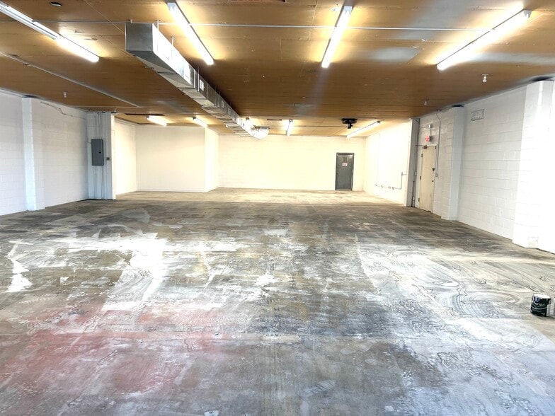 More Photos Of 1320 W A St, Pasco Warehouse For Sale