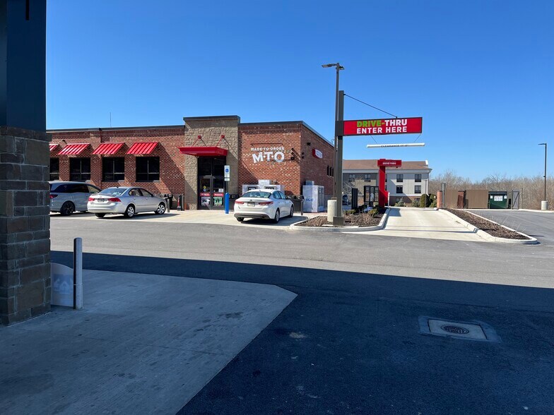 More Photos Of 4481 State Route 43, Kent Service Station For Sale