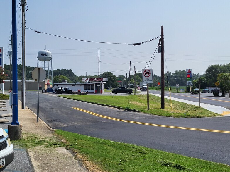 More Photos Of 100 Delaware Ave, Hurlock Restaurant For Sale