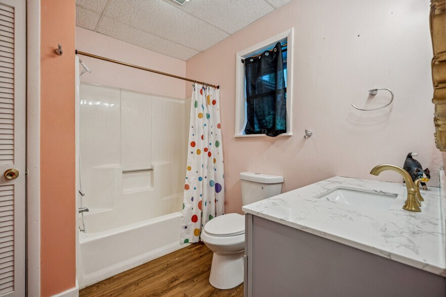 More Photos Of 4113 White Oak Dr, Hiawassee Apartments For Sale