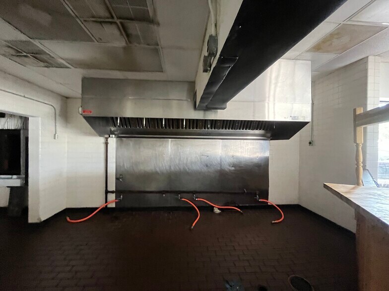 More Photos Of 1202 E Andrews Ave, Henderson Fast Food For Lease