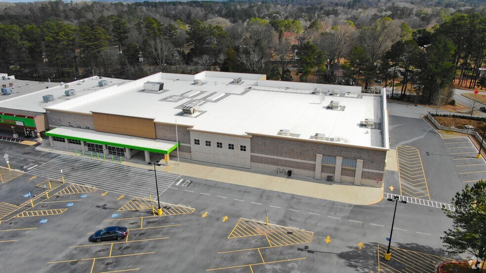 More Photos Of 3372 Canton Rd, Marietta Movie Theatre For Lease