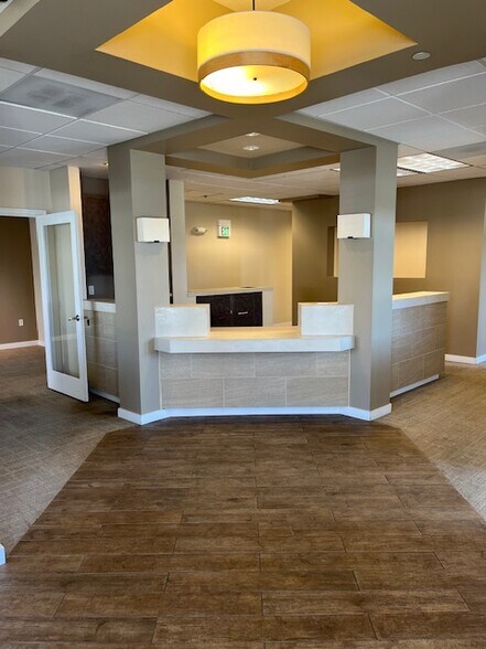 More Photos Of 12250 Greenwood Ave N, Seattle Apartments For Lease
