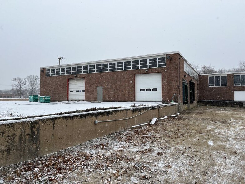 More Photos Of 150 Sandbank Rd, Cheshire Warehouse For Sale