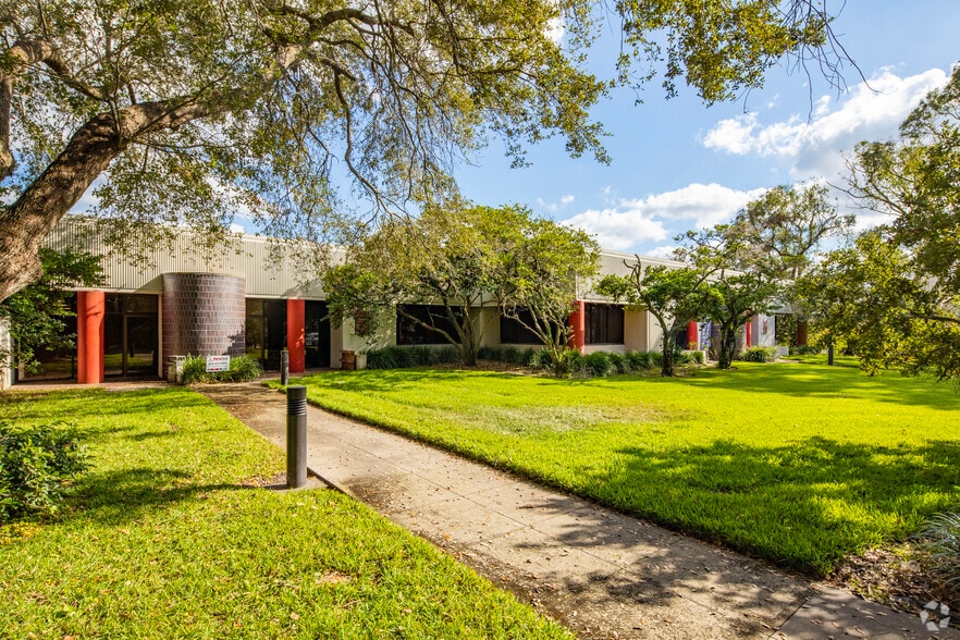 Primary Photo Of 1209 Tech Blvd, Tampa Loft Creative Space For Lease