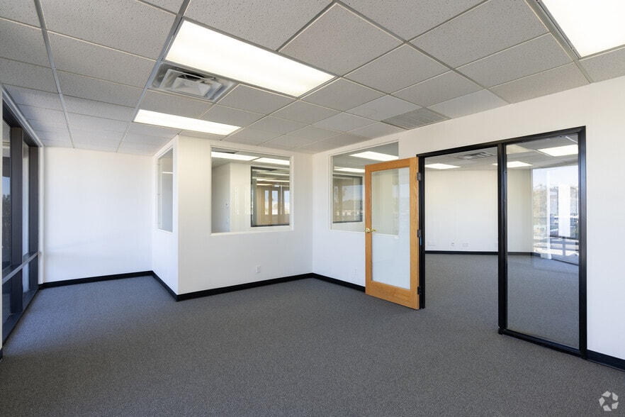 More Photos Of 2430-2434 Auto Park Way, Escondido Loft Creative Space For Lease