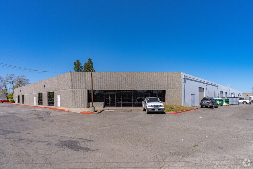 Primary Photo Of 3612 Madison Ave, North Highlands Distribution For Lease