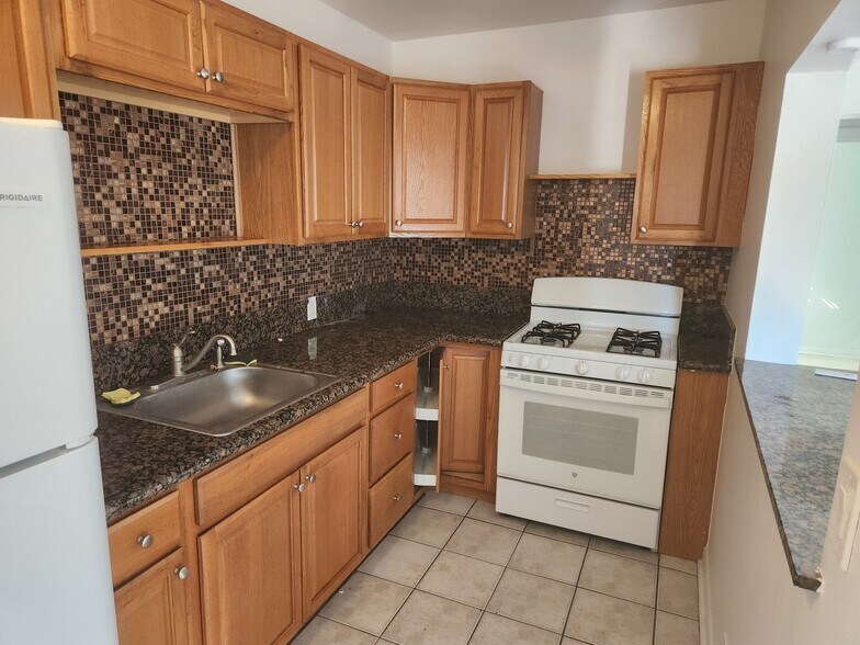 Primary Photo Of 813 N J St, Lake Worth Beach Specialty For Sale