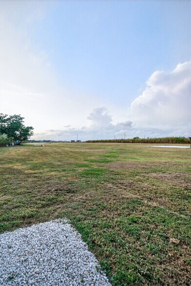 More Photos Of 19604 SW 147th Ave, Miami Land For Lease