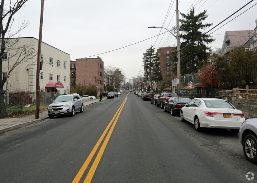 More Photos Of 369-379 Warburton Ave, Yonkers Apartments For Lease