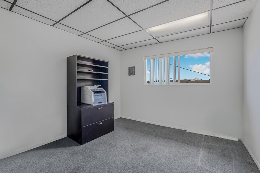 More Photos Of 720 N Ventura Rd, Port Hueneme Office Residential For Sale