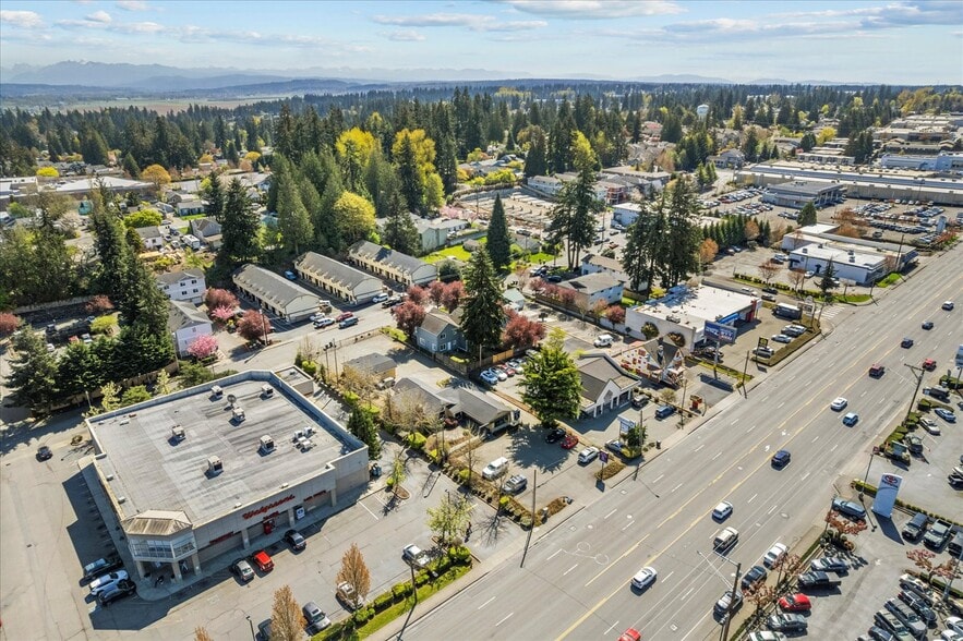 More Photos Of 6915 Evergreen Way, Everett Freestanding For Sale