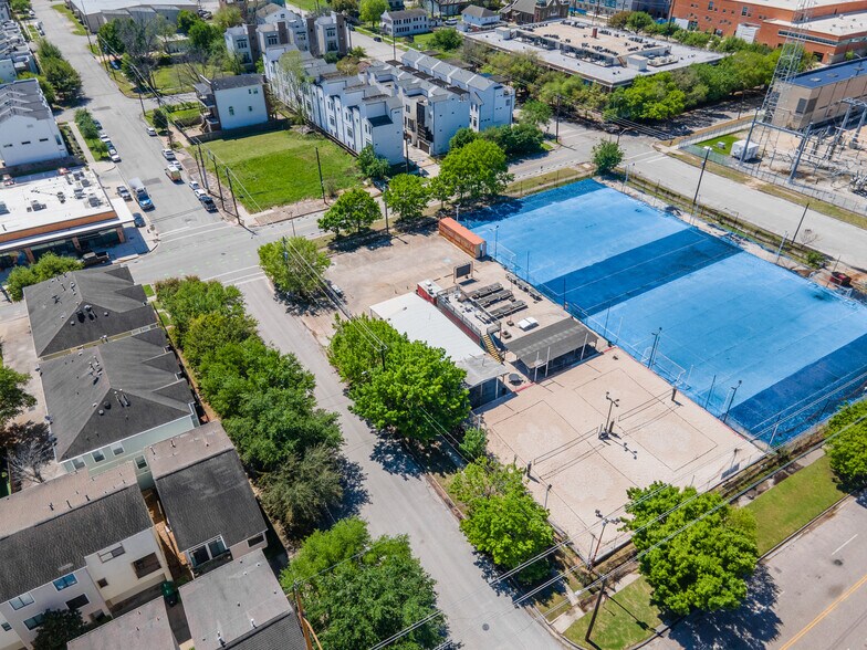 More Photos Of 2619 Polk St, Houston Land For Lease