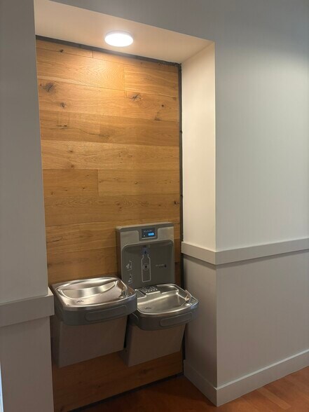 More Photos Of 20 Canal St, Franklin Apartments For Lease