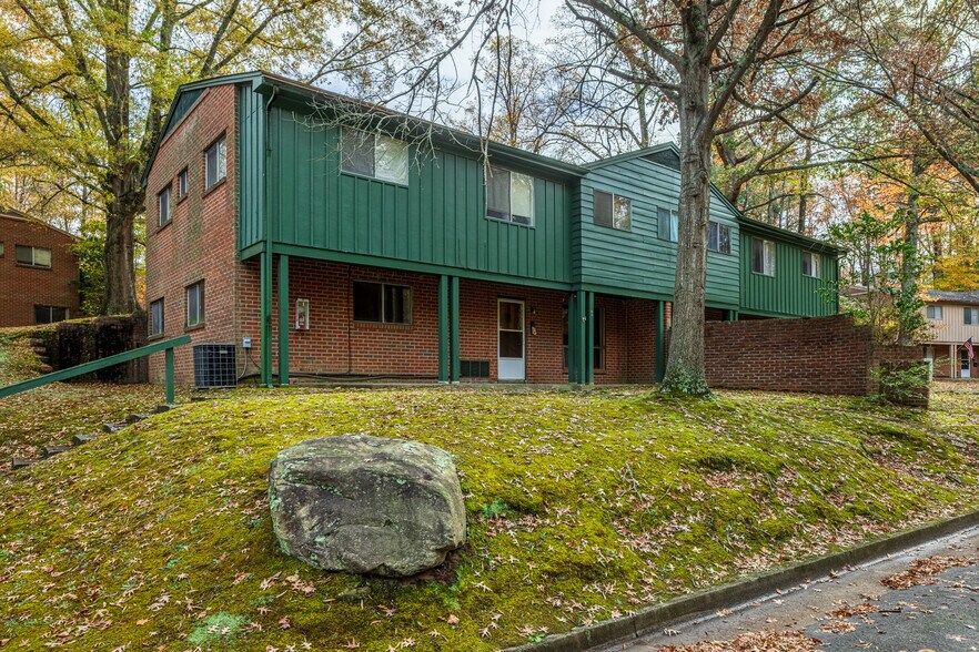 More Photos Of 400 Tanglewylde Dr, South Boston Apartments For Sale