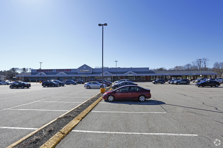 More Photos Of 165 Market St, Rockland Unknown For Lease