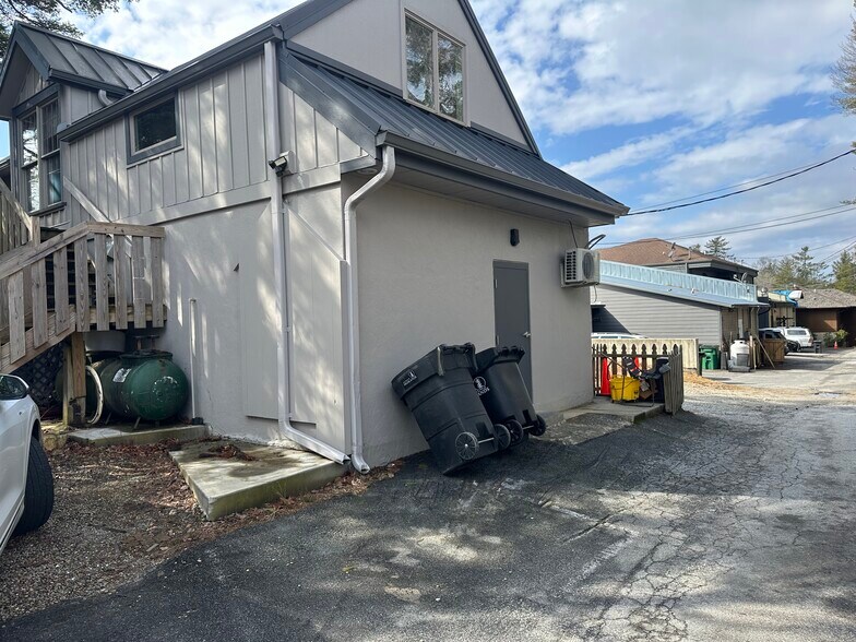 More Photos Of 430 Carolina Way, Highlands Flex For Sale