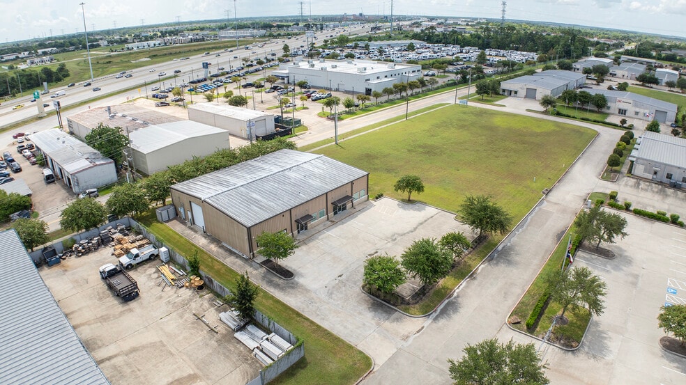 More Photos Of 1145 Butler Rd, League City Office For Sale