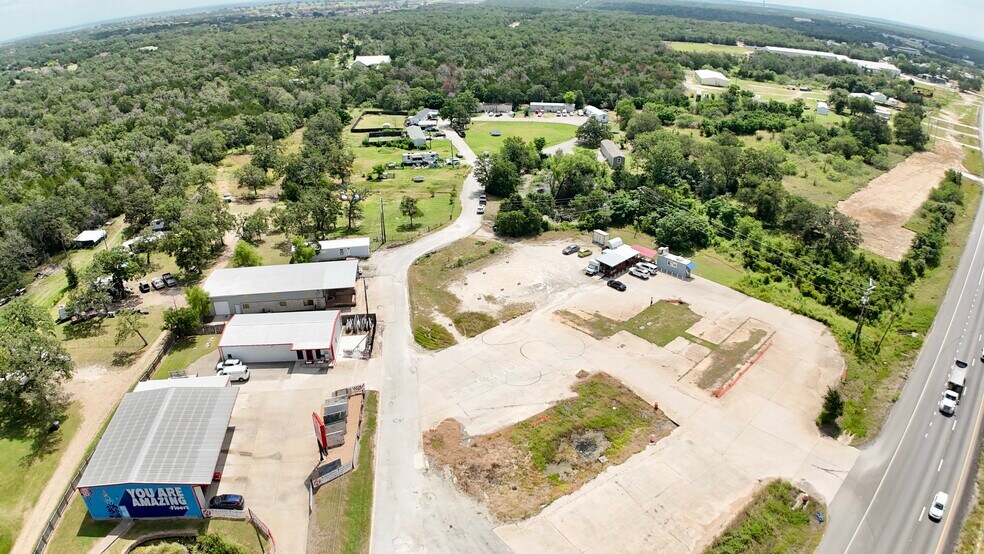 More Photos Of 1350 W State Highway 71, Bastrop Land For Lease
