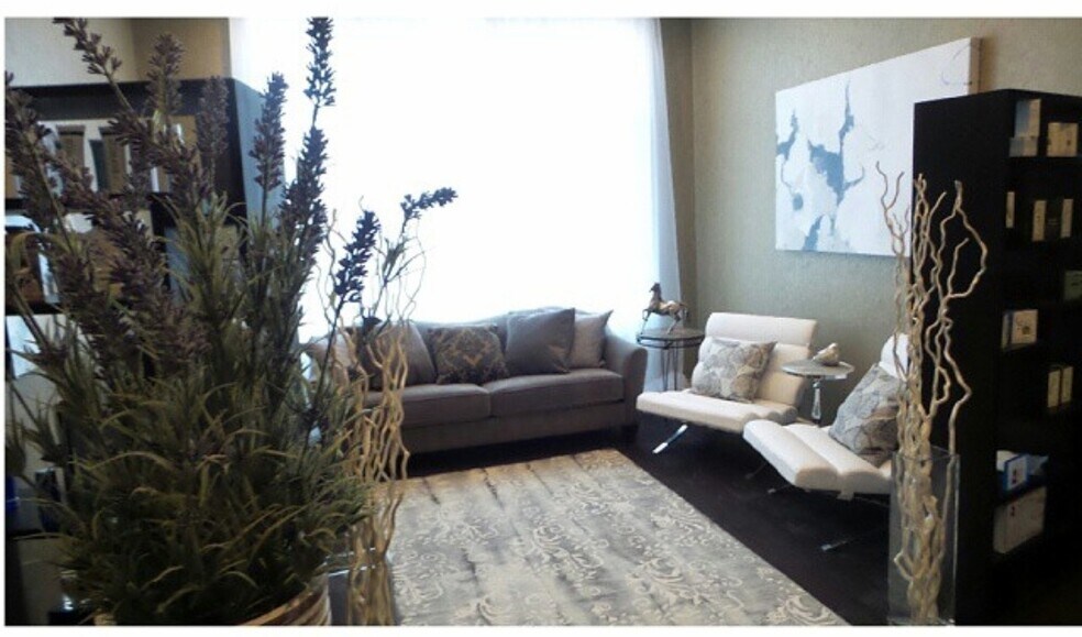 More Photos Of 7535 Burlington Pike, Florence Freestanding For Sale