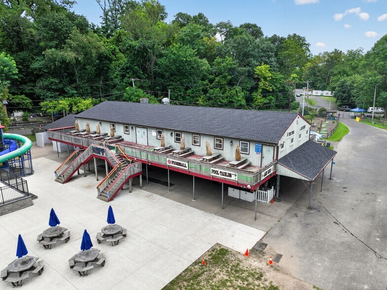 More Photos Of 13 Beaver St, Hulmeville Swimming Pool For Sale