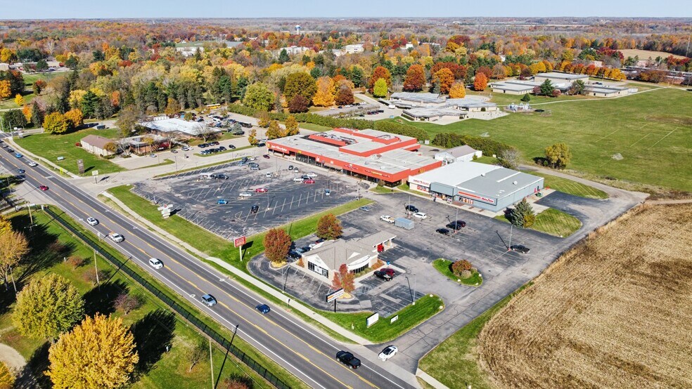 More Photos Of 9091-9099 Old Us Highway 31, Berrien Springs Freestanding For Sale