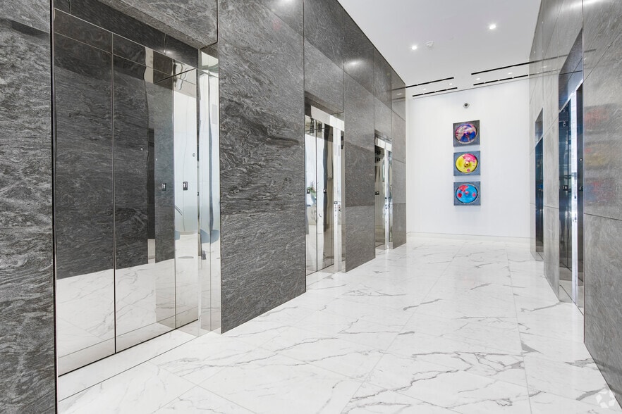 More Photos Of 800 N Glebe Rd, Arlington Office For Lease