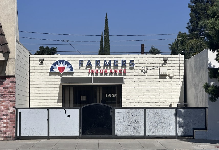 Primary Photo Of 1605 W Magnolia Blvd, Burbank Freestanding For Sale