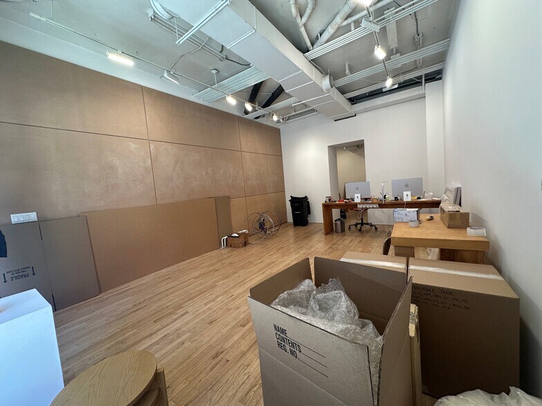 More Photos Of 143B Orchard St, New York Apartments For Lease