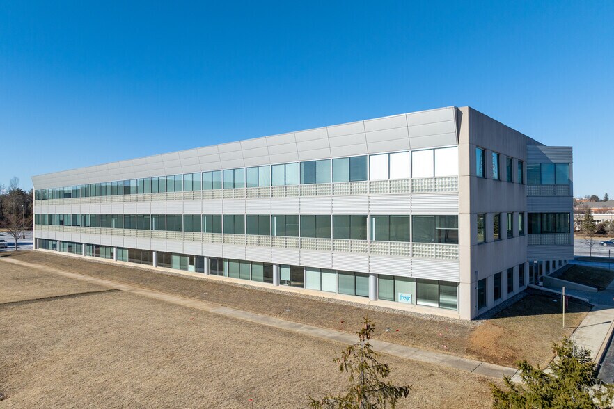Primary Photo Of 150 College Rd W, Princeton Coworking Space