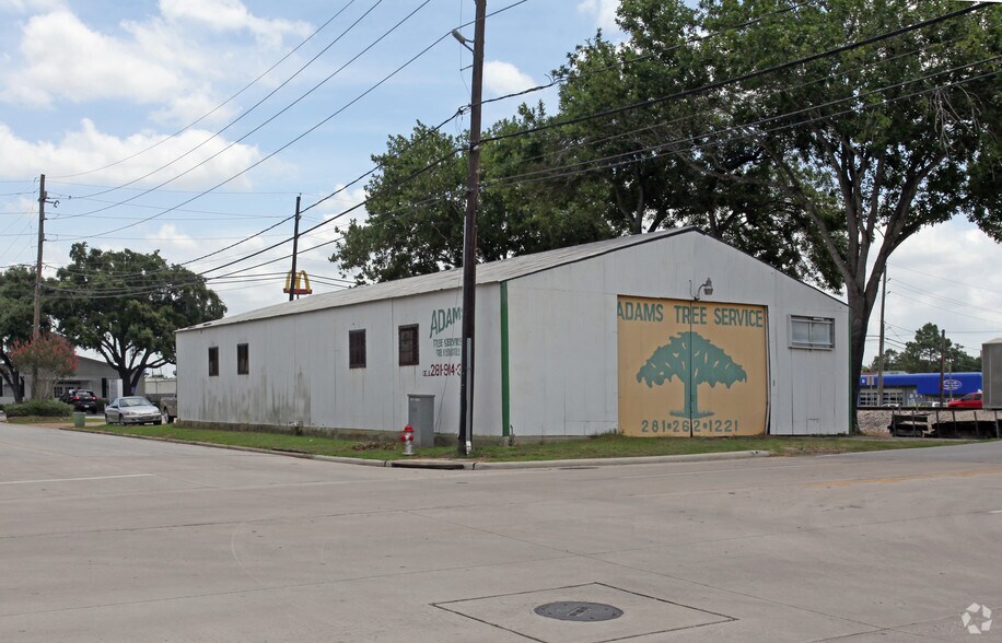 Primary Photo Of 800 Avenue D, Katy Warehouse For Sale