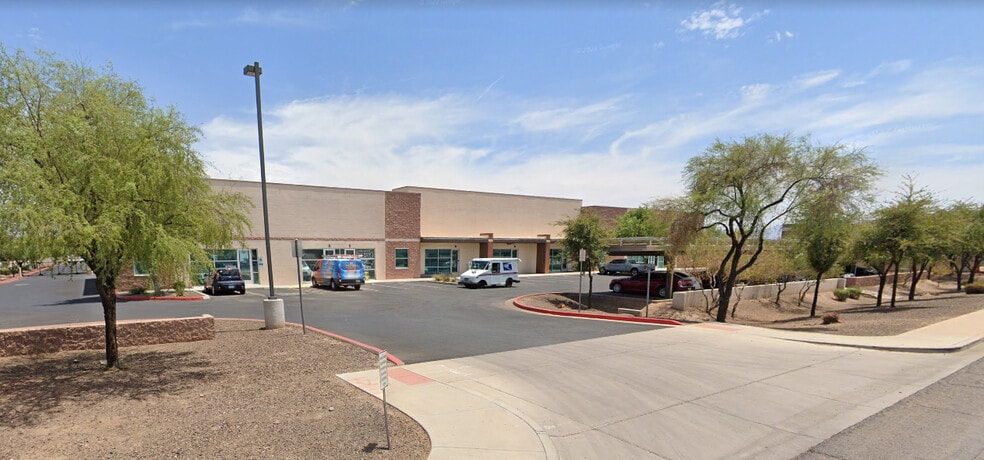 Primary Photo Of 961 N Eliseo C Felix Jr Way, Avondale Manufacturing For Lease