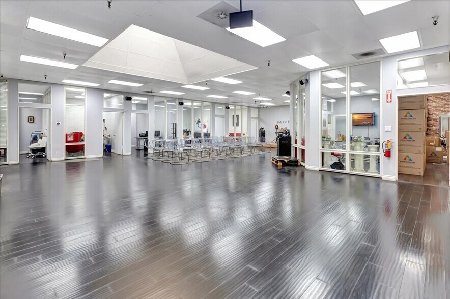 More Photos Of 1061 S Melrose St, Placentia Warehouse For Sale