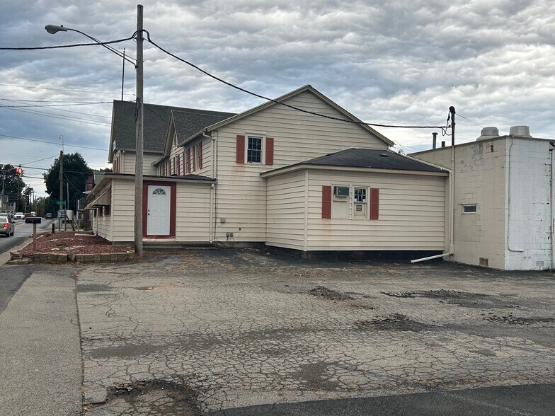 More Photos Of 602 Ridge Rd, Webster Restaurant For Sale