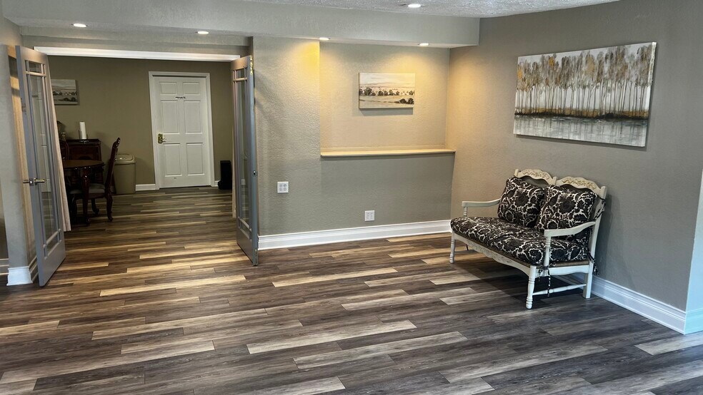 More Photos Of 508 E 6th St, Sheridan Storefront For Sale