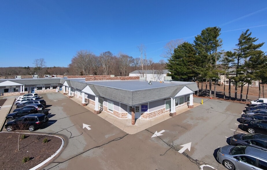 Primary Photo Of 51 Boston Post Rd, Madison Unknown For Lease