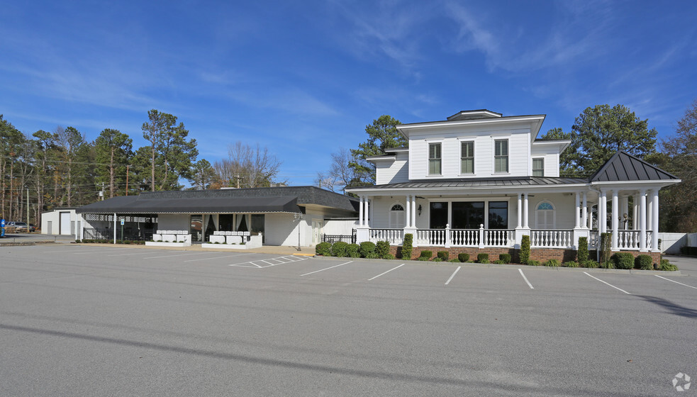 Primary Photo Of 6230 Saint Andrews Rd, Columbia Freestanding For Lease