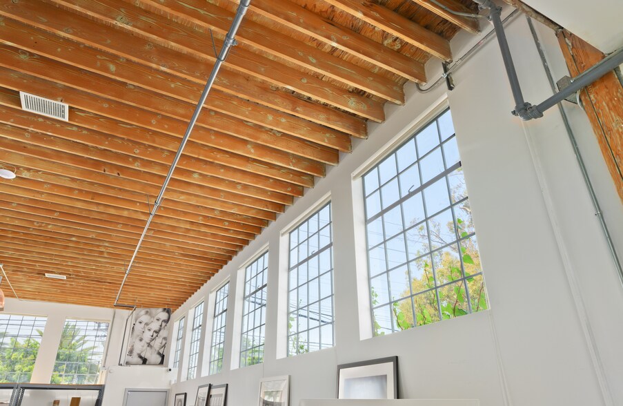 More Photos Of 11751 Mississippi, Los Angeles Office For Lease
