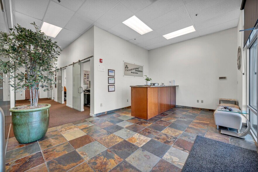 More Photos Of 9716 S Virginia St, Reno Showroom For Sale