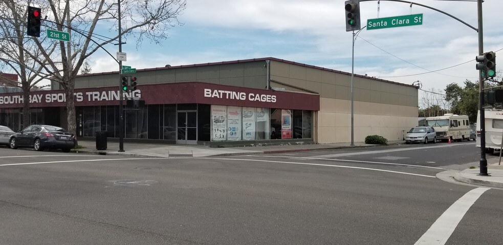 Primary Photo Of 995 E Santa Clara St, San Jose Storefront For Lease