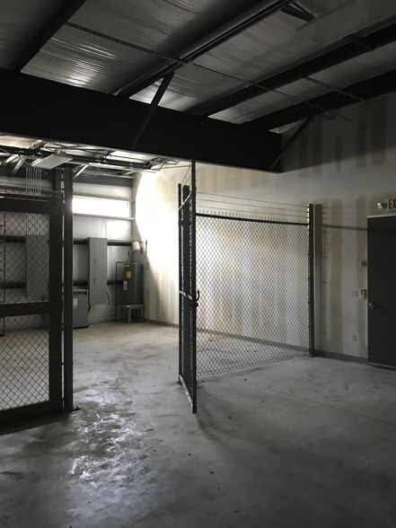 More Photos Of 145 Magellan Cir, Webster Light Distribution For Sale