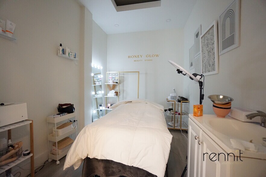 More Photos Of 853 Lexington Ave, Brooklyn Apartments For Lease