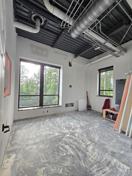 More Photos Of 701 Mutual Ct, Raleigh Office For Lease