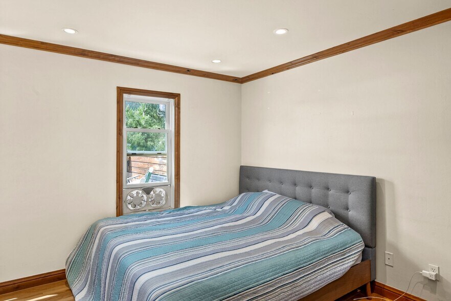 More Photos Of 228 Elk Ave, Crested Butte General Retail For Sale
